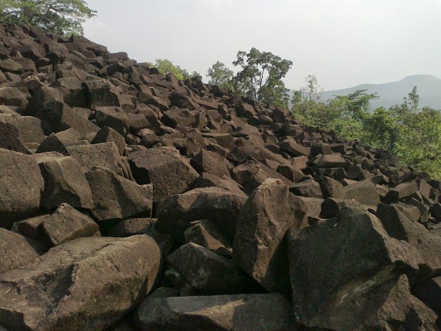 काला पहाड़ मंडला मध्यप्रदेश फ़ोटो | Pahaad mandla m.p. pics