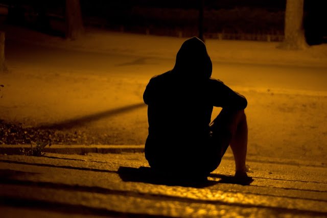 सोशल एंजाइटी कैसे दूर करें | Social Anxiety Disorder in HIndi
