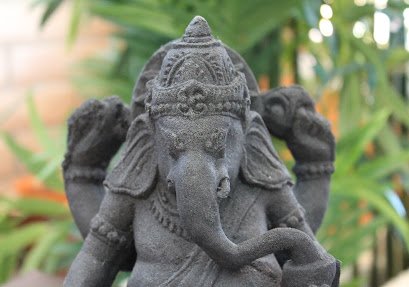 भगवान गणेश की संपूर्ण कथा: जन्म, स्वरूप, और प्रथम पूज्य होने का रहस्य