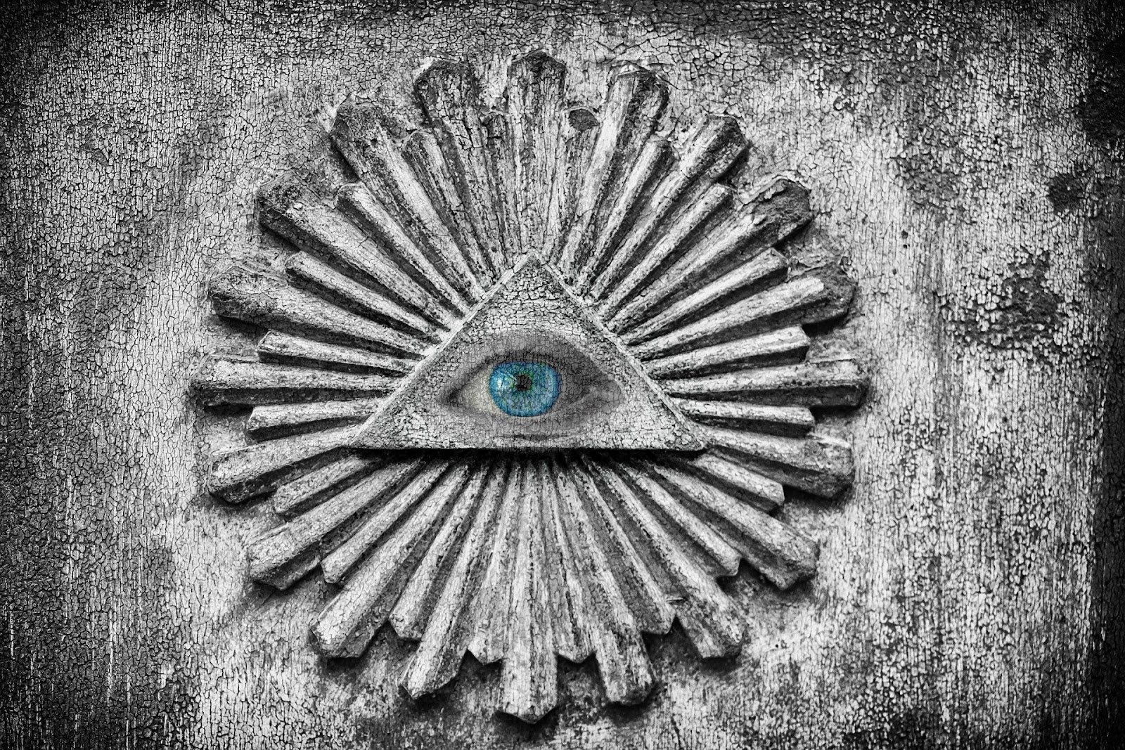Hand Symbols and Conspiracy