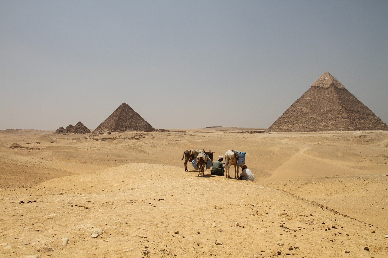 मिस्र के पिरामिड की जानकारी Egyptian Pyramids Facts in hindi मिस्र के पिरामिड की जानकारी Egyptian Pyramids Facts in hindi