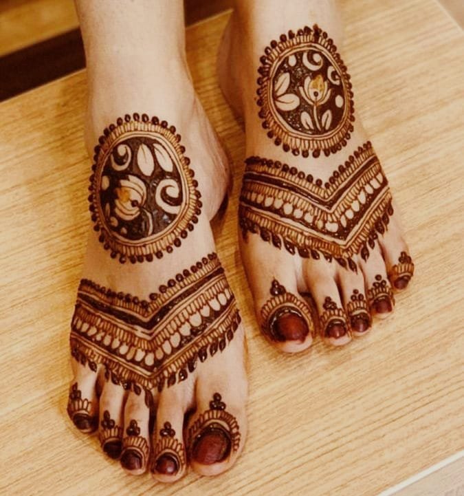 Pair ki mehndi design simple photo पैर मेहंदी डिजाइन फोटो | Pair ki mehndi design simple photo