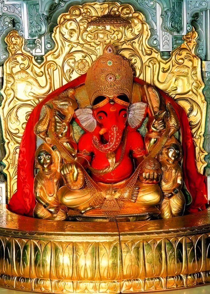 सिद्धिविनायक मंदिर फोटो: शुभ दर्शन, महत्व और उच्च गुणवत्ता वाली गणेश जी की तस्वीरें | Siddhivinayak Mandir Photos & Wallpapers