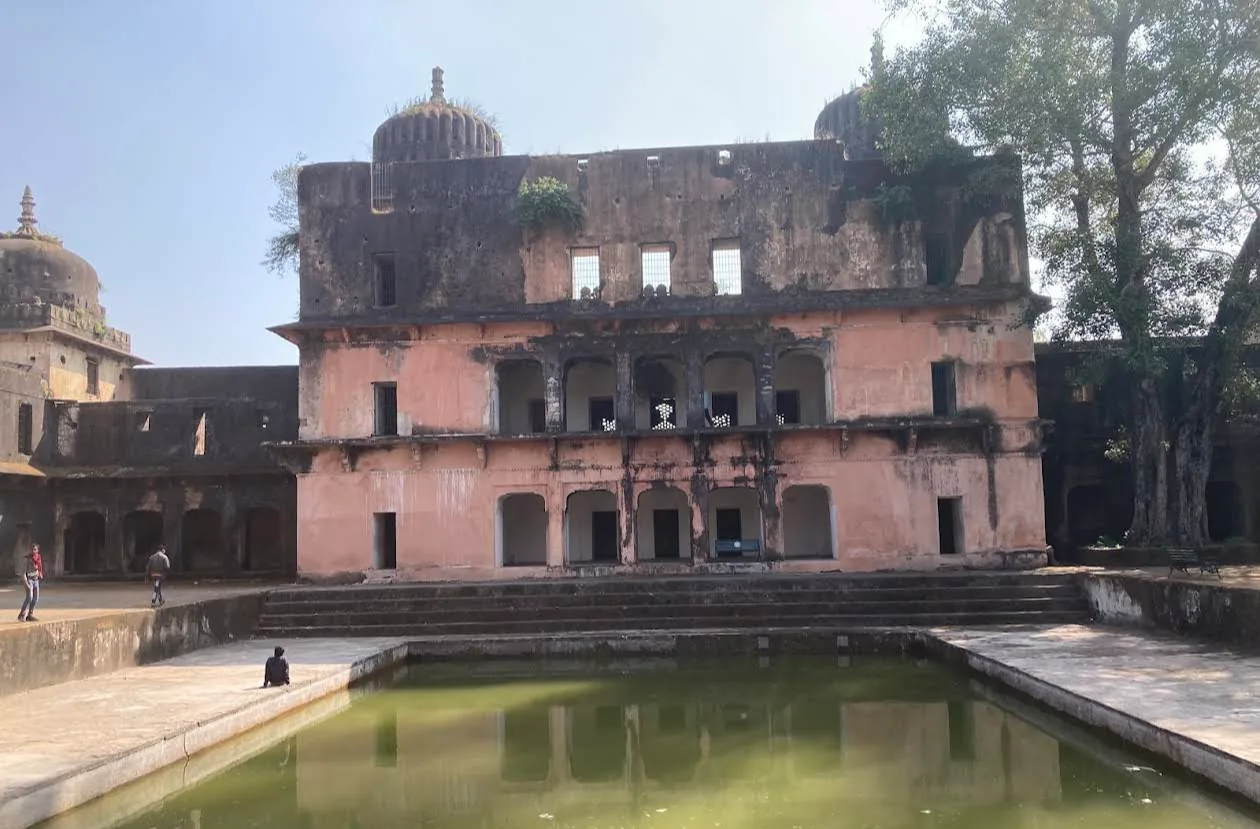 Main building reflected in the courtyard tank at Moti Mahal Ramnagar